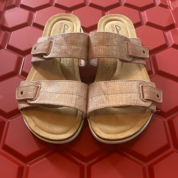 Clarks Collection Sandals - Picture 2 of 11
